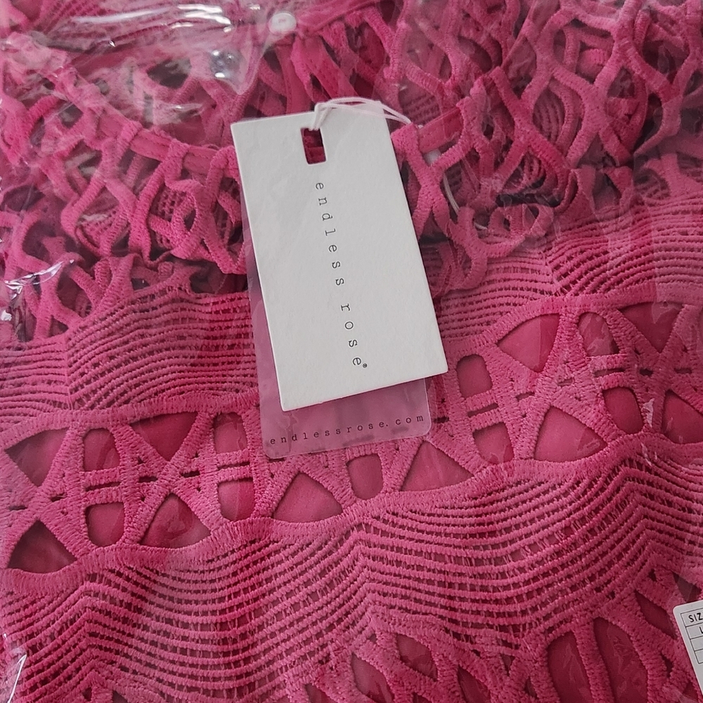 Endless Rose - Long Sleeve Crochet Mini Dress - Fuchsia - Picture 7 of 7